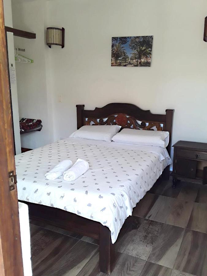 Hostal Rana Вилья-де-Лейва Экстерьер фото