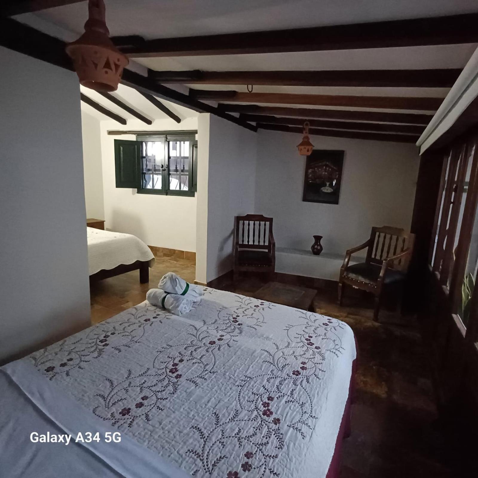 Hostal Rana Вилья-де-Лейва Экстерьер фото