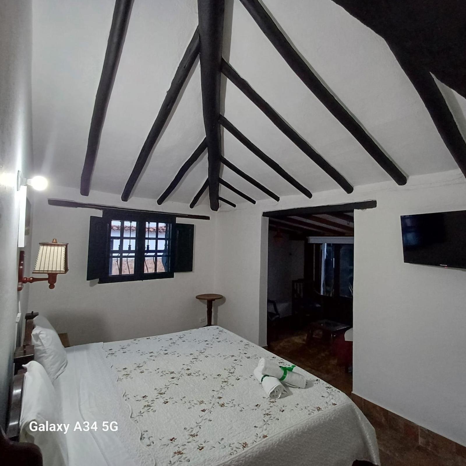 Hostal Rana Вилья-де-Лейва Экстерьер фото